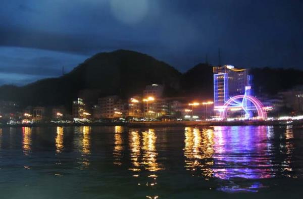 ຫາຍຟ່ອງ ເປີດສະຫຼອງ ປີທ່ອງທ່ຽວ ກ໋າດບ່າ